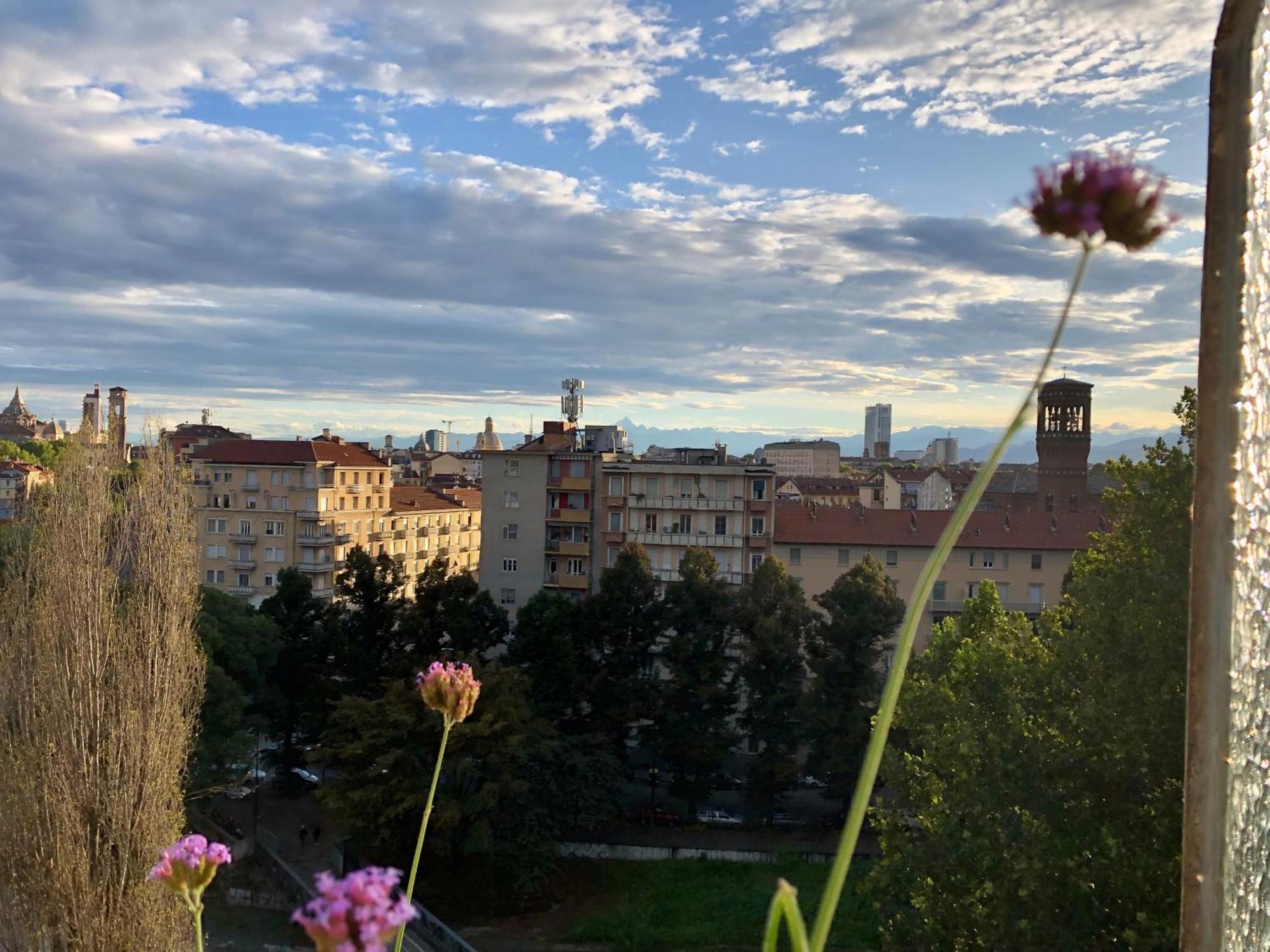 Ferienwohnung Attico Ellen Terrazza Con Vista Turin Exterior foto