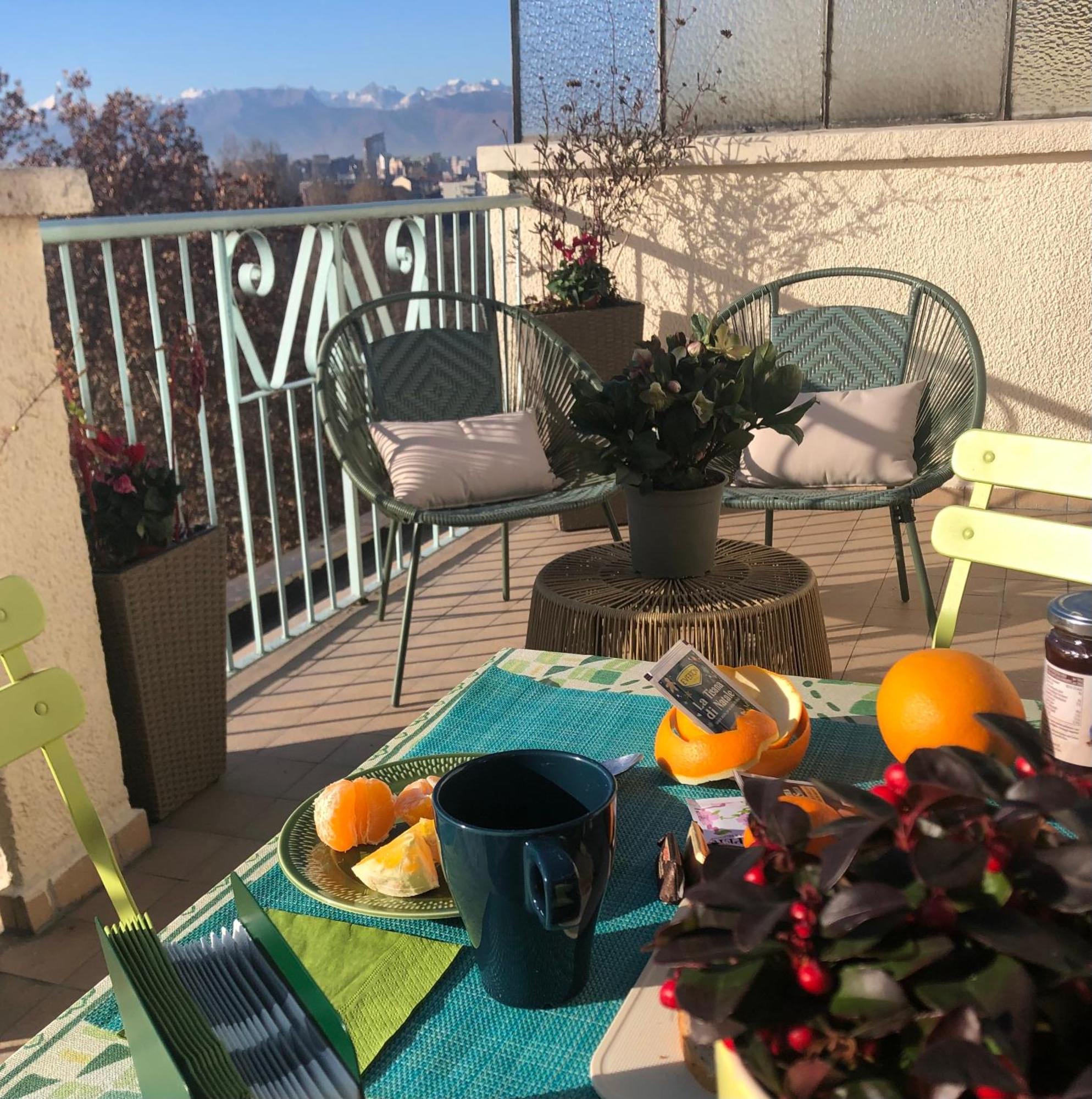 Ferienwohnung Attico Ellen Terrazza Con Vista Turin Exterior foto